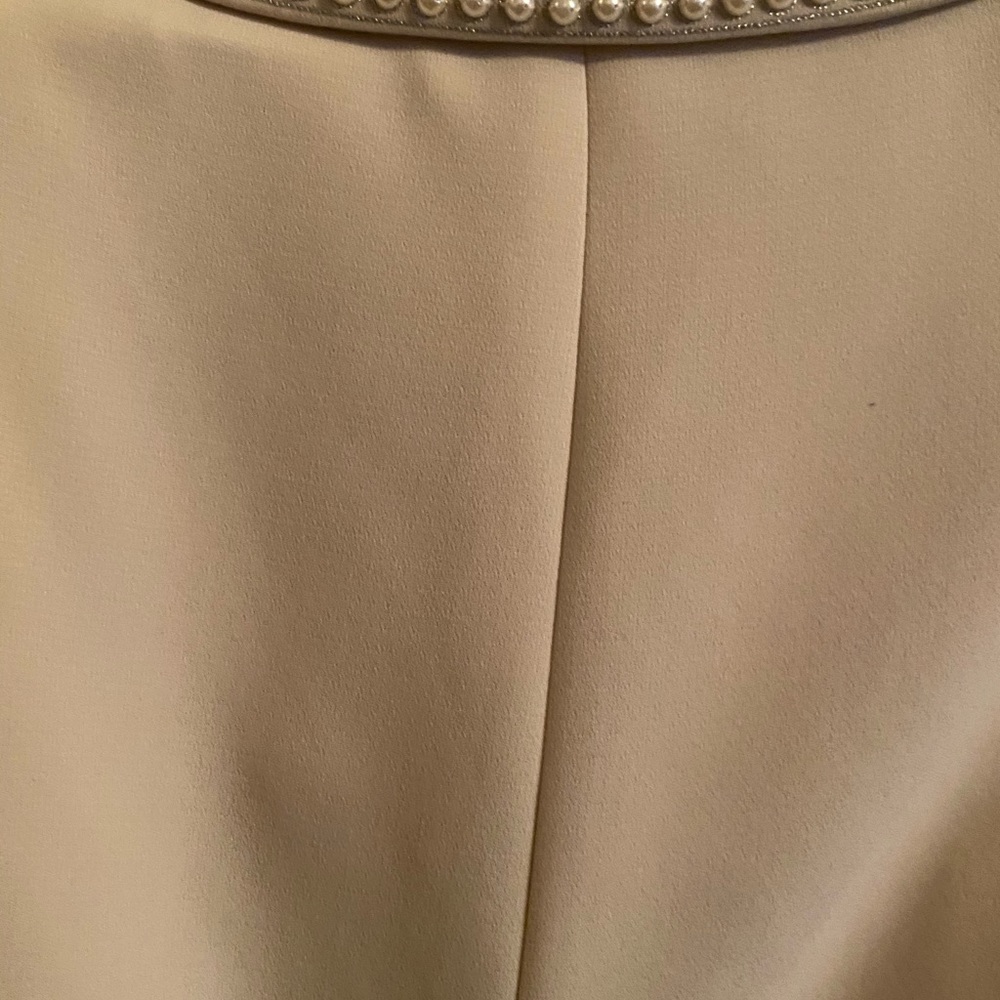 Beautiful Nude half blazer - Picture 4 of 8